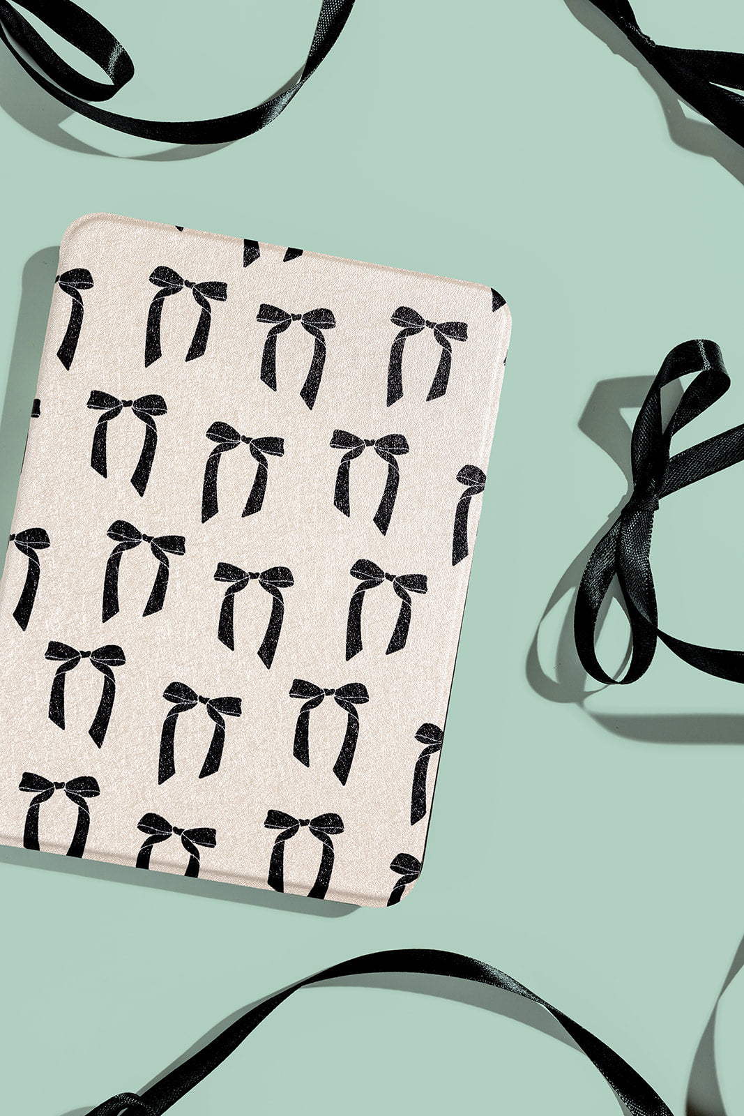 BLACK TIE BOW | KINDLE CASE