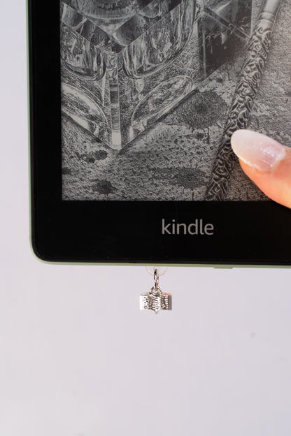 METAL & PLASTIC CHARMS | KINDLE DUST PLUGS