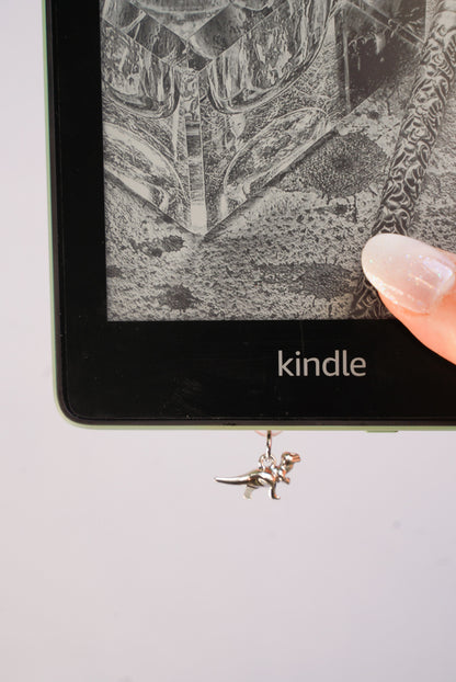 METAL & PLASTIC CHARMS | KINDLE DUST PLUGS