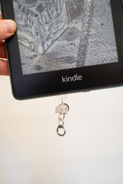 METAL & PLASTIC CHARMS | KINDLE DUST PLUGS