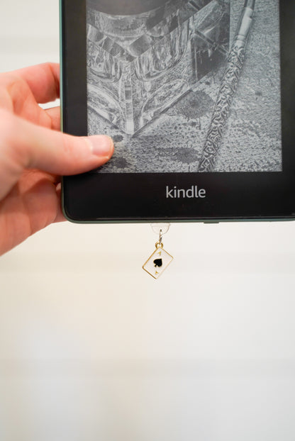 METAL & PLASTIC CHARMS | KINDLE DUST PLUGS